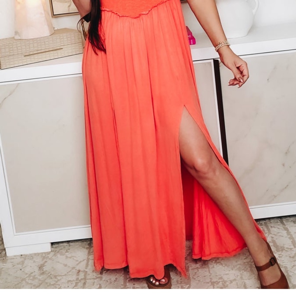 Elegant POL - Peach Echo Maxi DRESS
